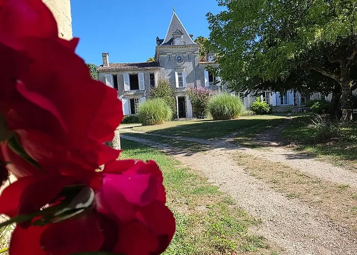 Chateau De Boismartin - Domaine Dans La Nature