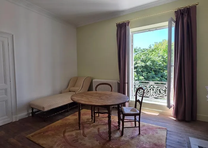 Chateau De Boismartin - Domaine Dans La Nature